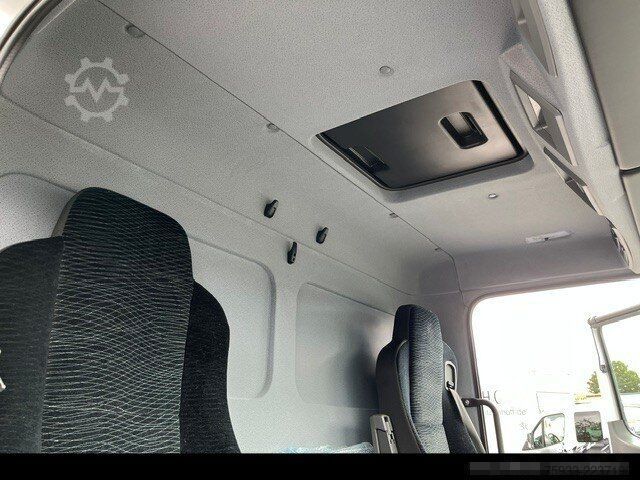Furgone personalizzato MERCEDES-BENZ Atego 823 L Koffer 7,30m* LBW 1to*Klima*Alu*TOP