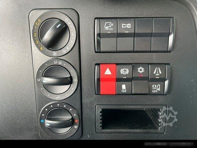 Telaio furgone MERCEDES-BENZ Atego 823 L Koffer 7,30m* LBW 1to*Klima*Alu*TOP