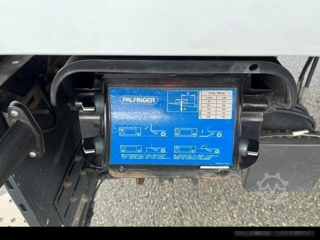 Telaio furgone MERCEDES-BENZ Atego 823 L Koffer 7,30m* LBW 1to*Klima*Alu*TOP