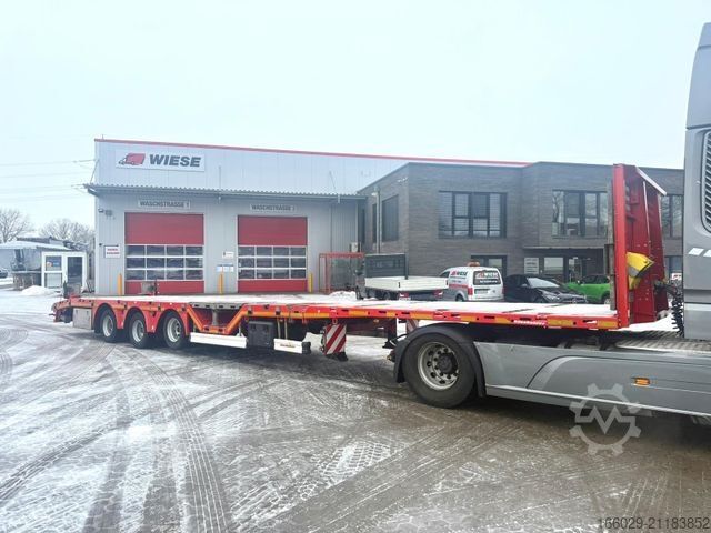 Werkplatform oplegger KÄSSBOHRER SPA Mega Tele Plattform Auflieger mit Radmulden