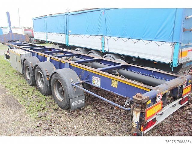 Kamion za otkači  semirmorchio ribaltabile 40portacontainer usato