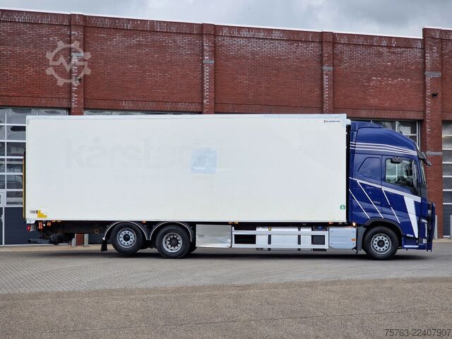 Bavul Volvo FH 13.460 6X2 - full air - WB600 - Leather seat...
