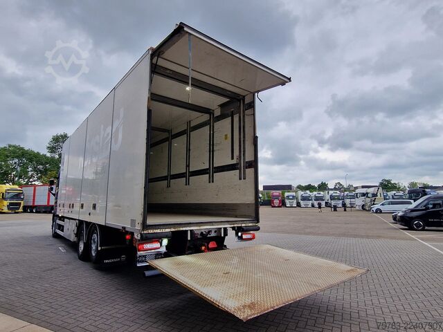 Bavul Volvo FH 13.460 6X2 - full air - WB600 - Leather seat...