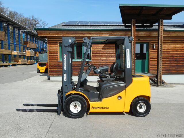 4-wiel heftruck Jungheinrich DFG430s Triplex + SS