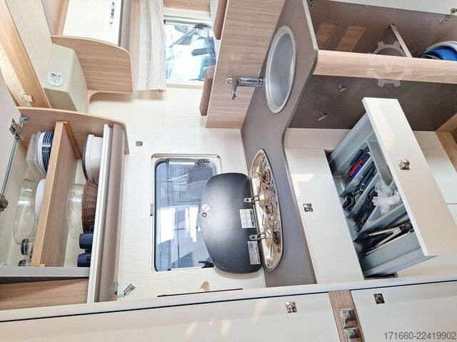 Camper semintegrato BÜRSTNER Limited T 660 *SAT-TV*Markise*Truma 6E*