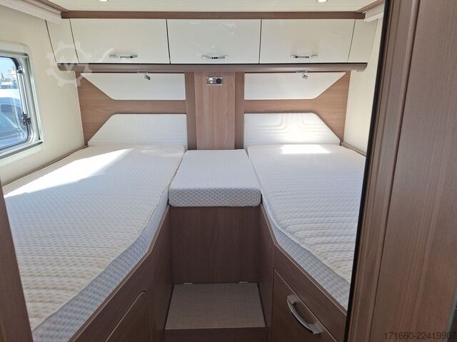 Camper semintegrato BÜRSTNER Lyseo TD Harmony Line 727 G Hubstützen*Luftfeder