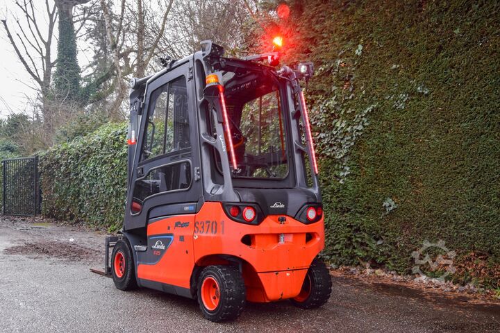 Forklift Linde E25-01 Li ion Triplex