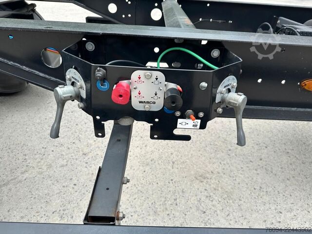 Rimorchio con telaio KÖGEL AW18-19.5 BDF SAF Container Anhänger