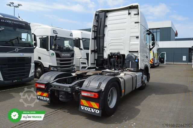 Standard SZM VOLVO FH 500 Globetrotter XL Varios