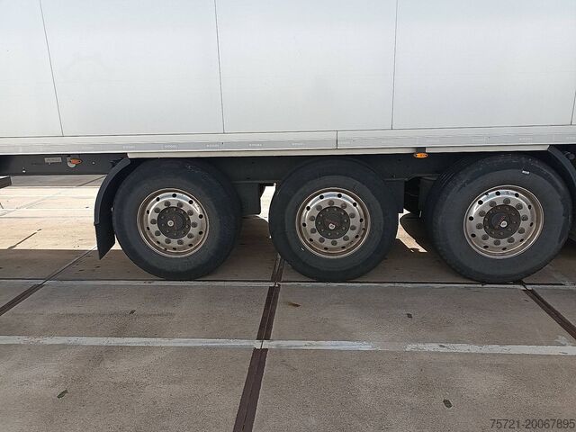 Koel-vriestransport KOGEL S24 THERMOKING SLXI 300