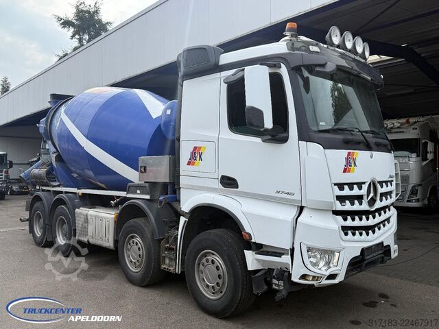 Mixer Mercedes-Benz Arocs 3748 8x4 Reduction axles, Liebherr 9m3
