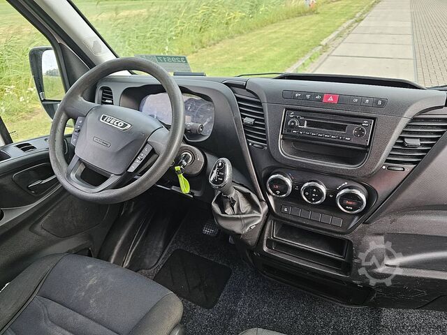 Camioneta familiar de techo alto IVECO DAILY 35C16 Dubbellucht Maxi!