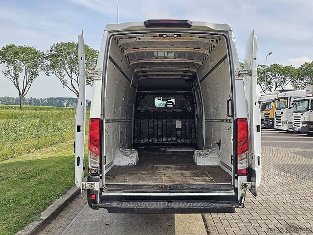 Kombi med högt tak IVECO DAILY 35C16 Dubbellucht Maxi!