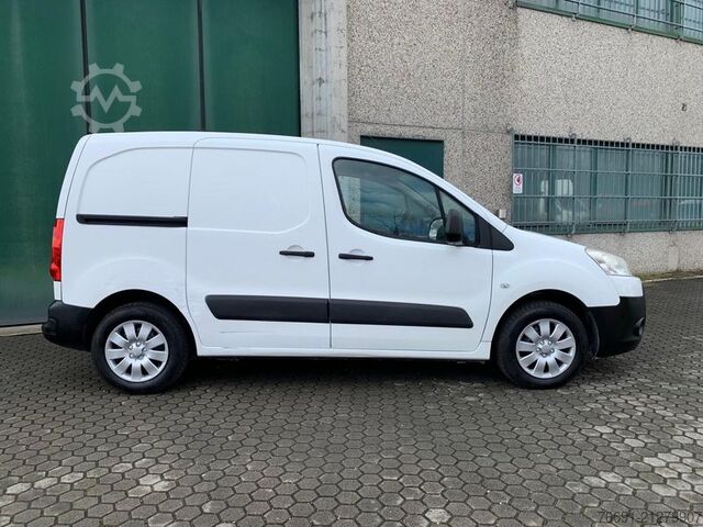 Fourgon compact Peugeot Partner  3 posti   Km: 144.200
