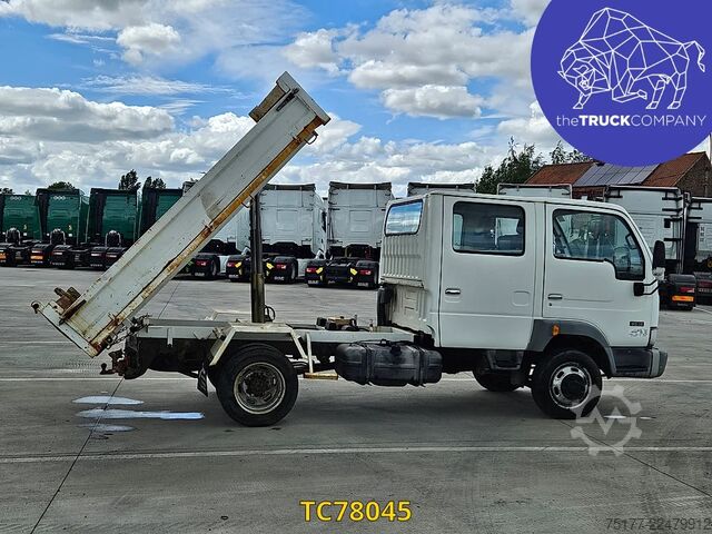Skraldevogn Nissan Cabstar 120cv dc benne