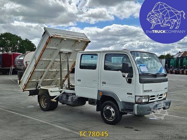 Skraldevogn Nissan Cabstar 120cv dc benne