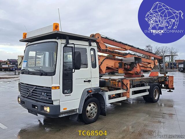 Chassis med førerhus Volvo FLC