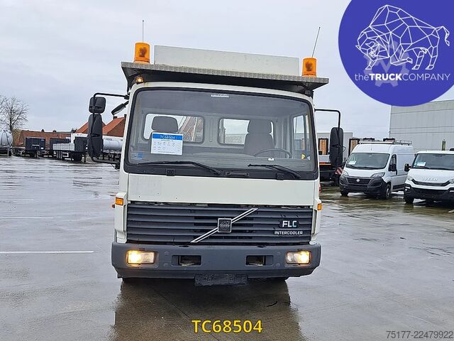 Chassis med førerhus Volvo FLC
