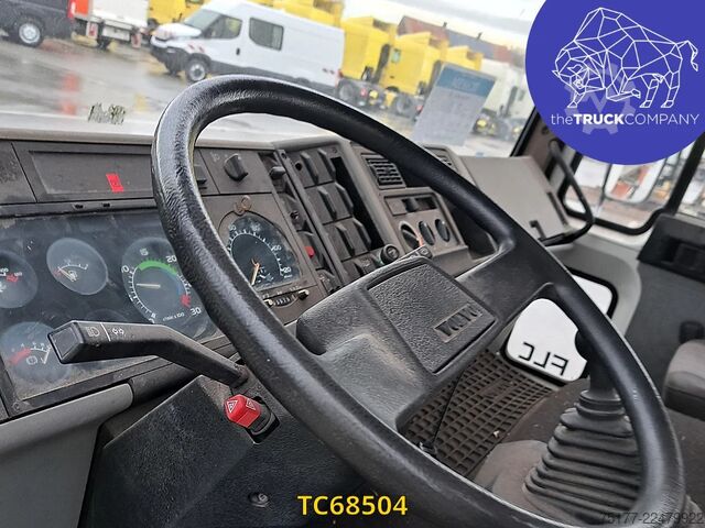 Chassis med førerhus Volvo FLC