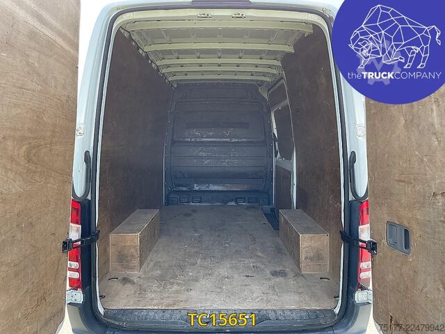 Kassevogn Mercedes-Benz Sprinter 213 37s