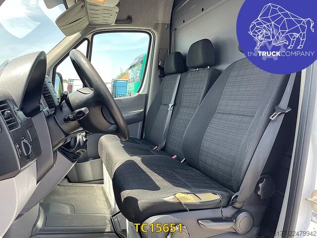 Kassevogn Mercedes-Benz Sprinter 213 37s