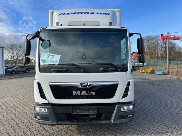 Dobozos furgon MAN TGL 8.160 / Seitentür / LBW