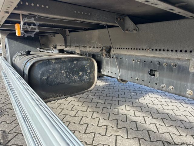 Dobozos furgon MAN TGL 8.160 / Seitentür / LBW