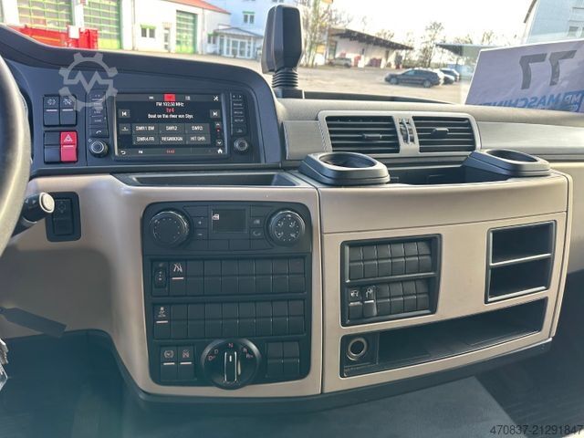 Dobozos furgon MAN TGL 8.160 / Seitentür / LBW