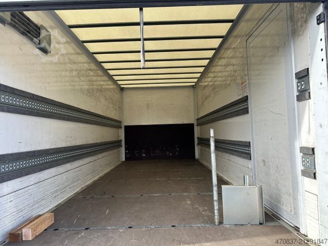 Dobozos furgon MAN TGL 8.160 / Seitentür / LBW