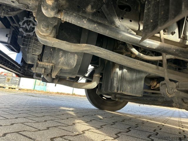 Dobozos furgon MAN TGL 8.160 / Seitentür / LBW