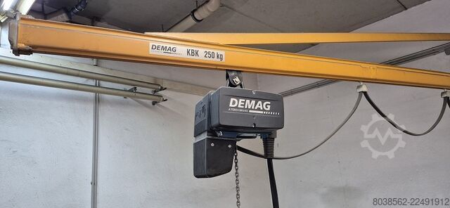 Guindaste de lança DEMAG KBK