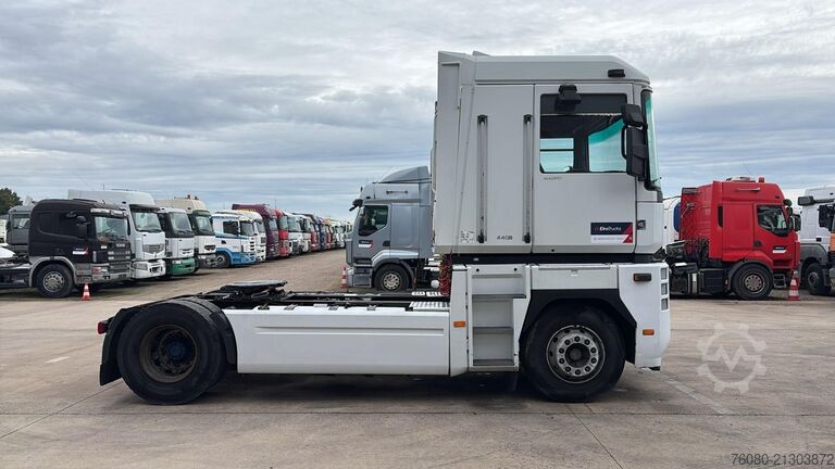 Standard-SZM Renault Magnum 440 DXI