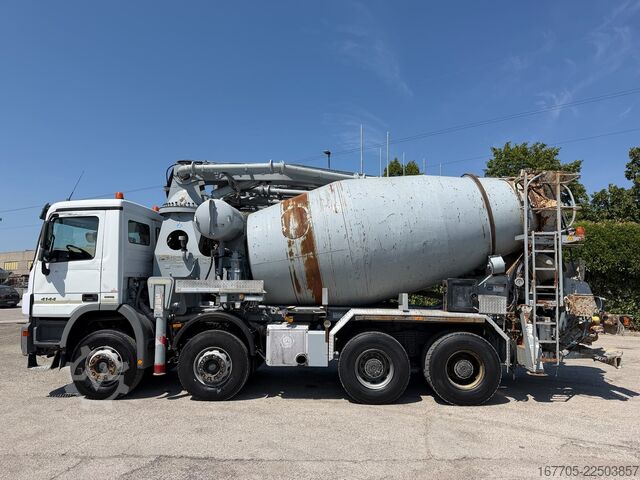Betonpumpebil Mercedes-Benz Actros 4144 B