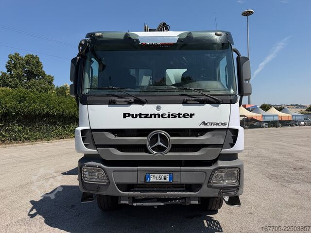 Betonpumpebil Mercedes-Benz Actros 4144 B