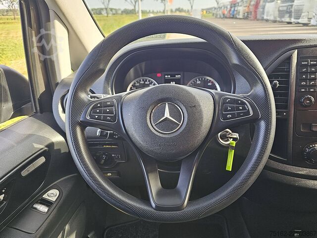 Bestelauto MERCEDES-BENZ VITO 114
