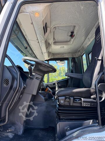 Betonmixer vrachtwagen Iveco TRAKKER 500