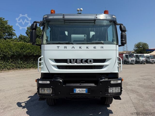Betonmixer vrachtwagen Iveco TRAKKER 450