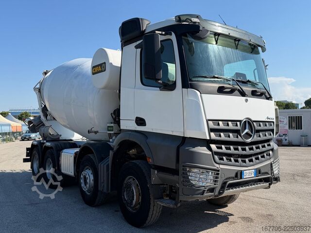 Betonmixer vrachtwagen Mercedes-Benz Arocs 4145