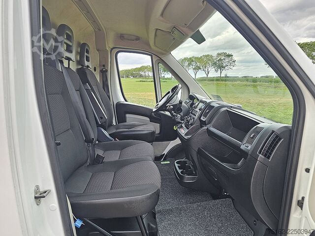 Bestelauto PEUGEOT BOXER 2.0
