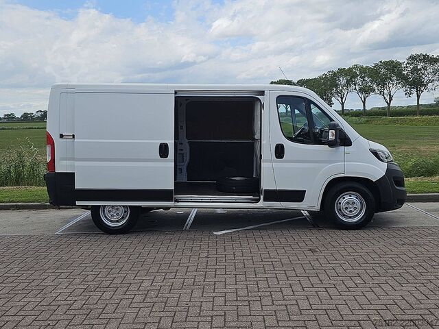 Bestelauto PEUGEOT BOXER 2.0