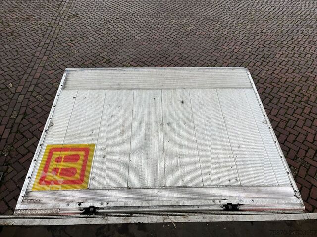 Koffer DAF LF 260 FA