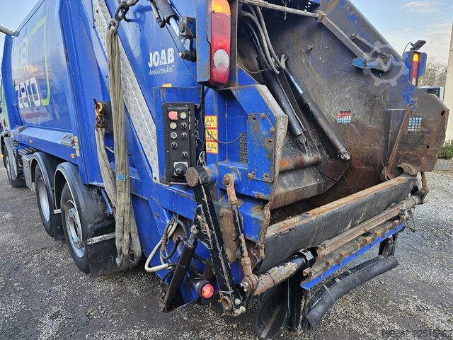 Autospecială de gunoi VOLVO FE-320 6x2 Lift/Lenk Luft/Luft JOAB Anac