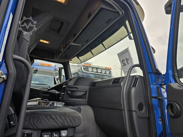 Camión frigorífico Volvo FM330 Multizone Lenk u. Kühlkoffer