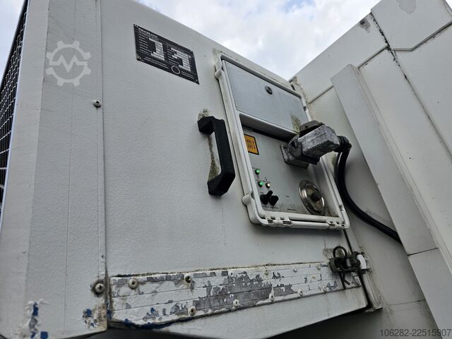 Camión frigorífico Volvo FM330 Multizone Lenk u. Kühlkoffer