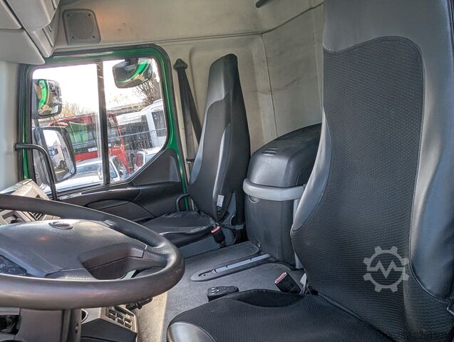 Camión caja Volvo FL-280 4x2 16Tons EURO5 Portaltüren