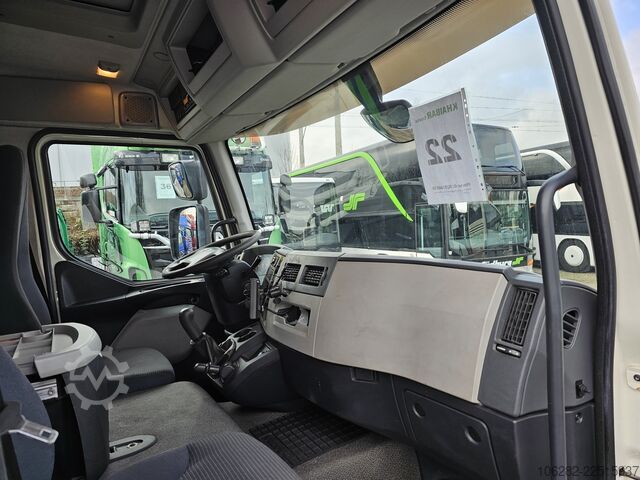 Camión caja Volvo FL 240 4x2 14Tons Hebebühne Blatt/Luft