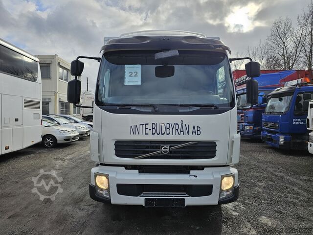 Camión caja Volvo FL 240 4x2 14Tons Hebebühne Blatt/Luft