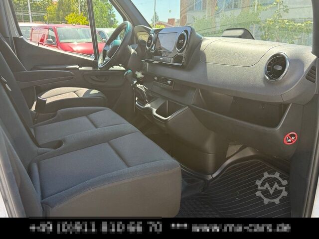 Duba panelată MERCEDES-BENZ Sprinter 315 RWD L2H1 Klima Kamera Navi Tempomat