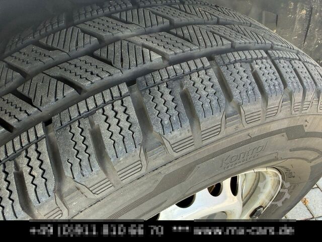 Duba panelată MERCEDES-BENZ Sprinter 315 RWD L2H1 Klima Kamera Navi Tempomat