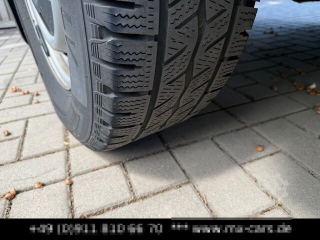 Duba panelată MERCEDES-BENZ Sprinter 315 RWD L2H1 Klima Kamera Navi Tempomat